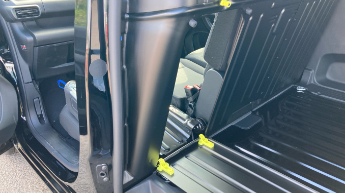 Peugeot Partner E-M 100kW 52kWh Asphalt Van Auto - Image 18